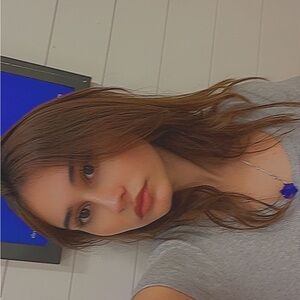 Meet your Posher, Lily